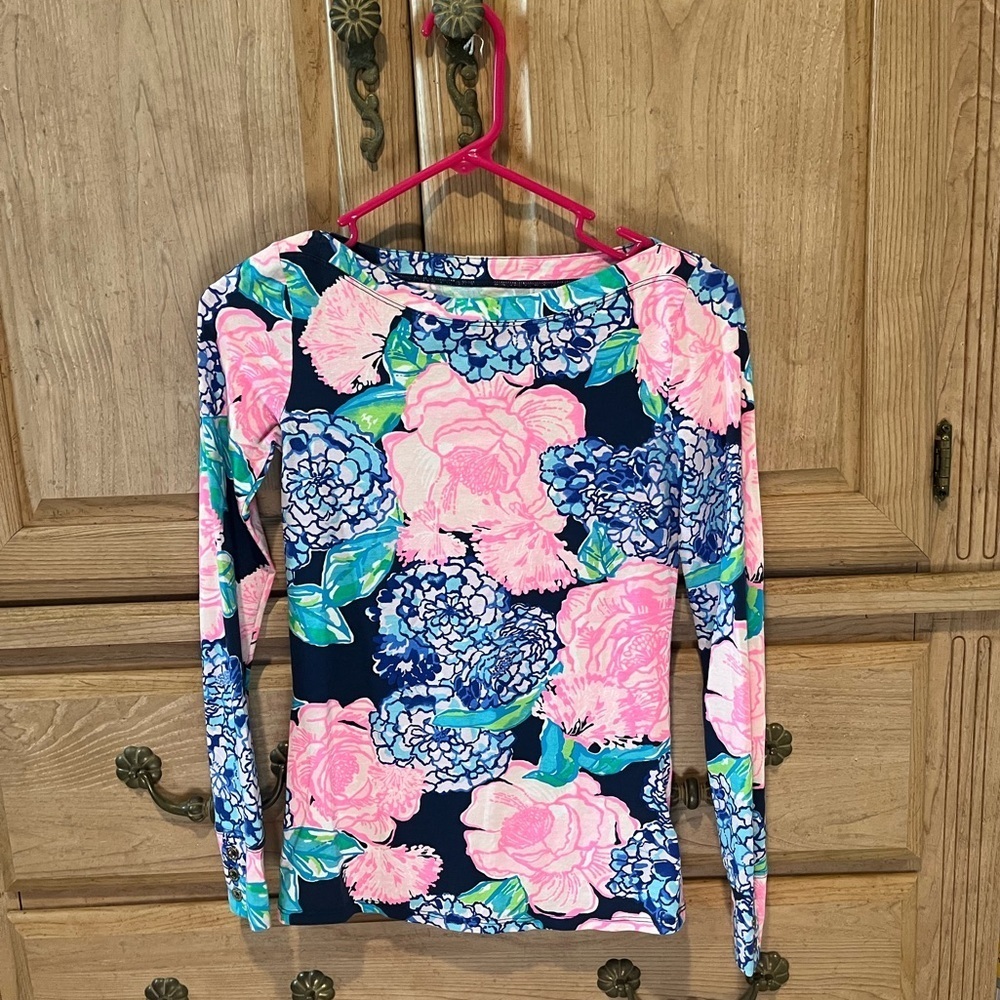 Lilly Pulitzer Aleah Top “Hey Hey Bouquet”, Size XXS. High Tide Navy. Pink/blue - Picture 9 of 12